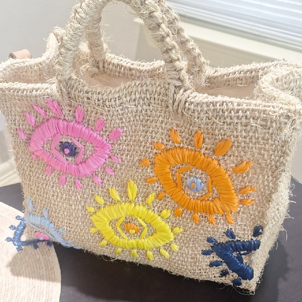 This Unique Bag With Hat Perfect For This Summer